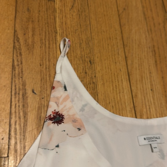 Reitmans R Essentials Floral Top - Picture 7 of 10